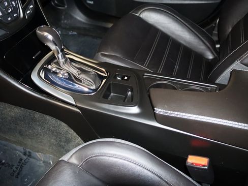 Used 2017 Buick Regal GS w/ Driver Confidence Package #2 image 36