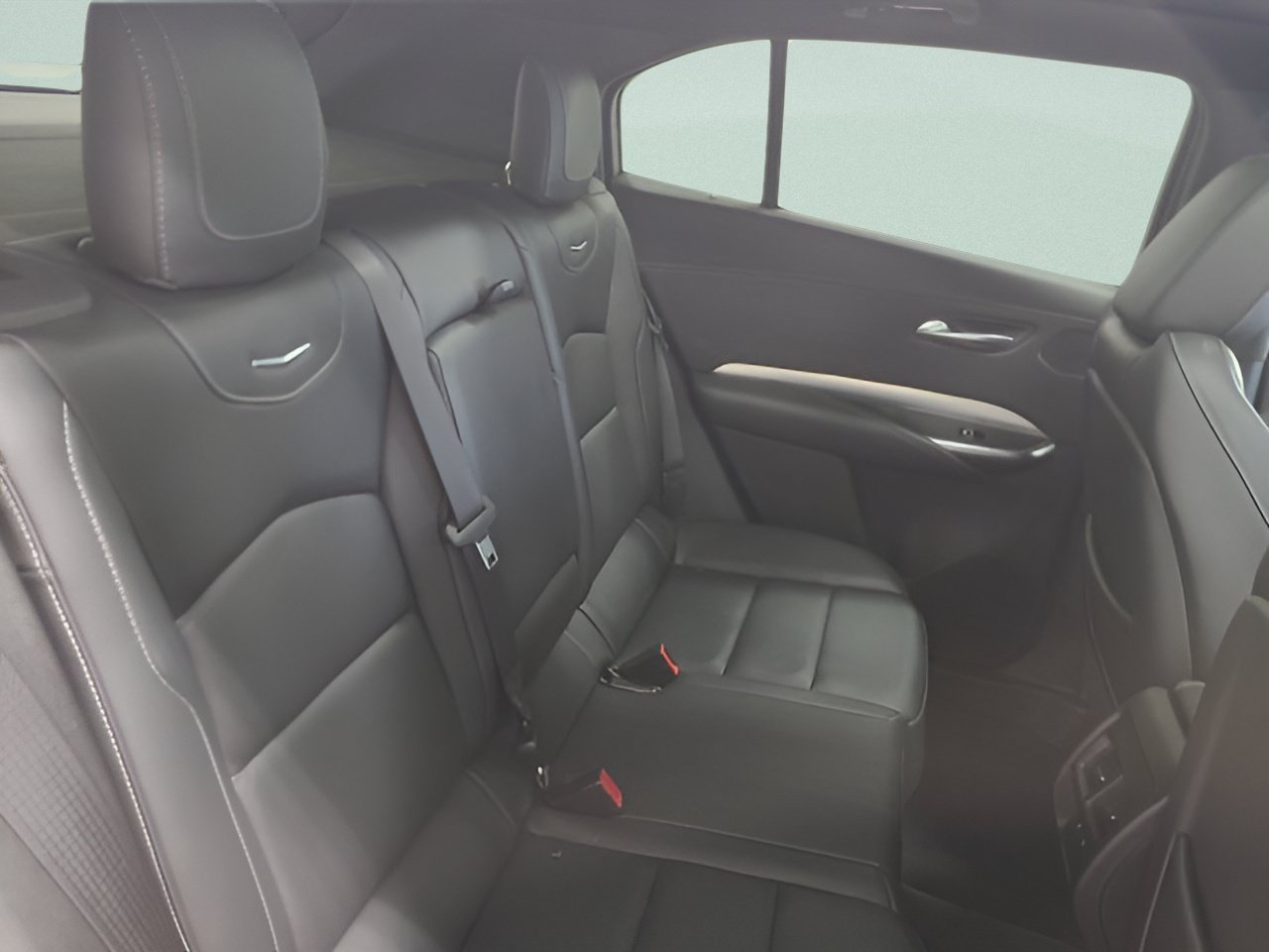 Used 2023 Cadillac XT4 Premium Luxury AWD/4WD image 17