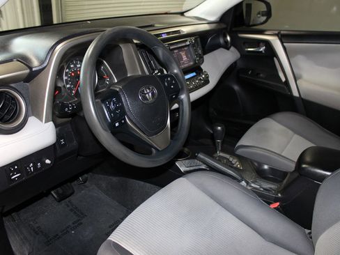 Used 2015 Toyota RAV4 XLE AWD/4WD image 21