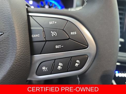 Used 2026 Chrysler Pacifica Select AWD/4WD image 19