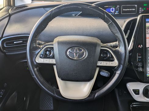 Used 2017 Toyota Prius Prime Plus image 23
