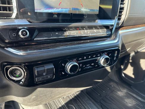 Used 2024 GMC Sierra 1500 Elevation w/ X31 Off-Road Package AWD/4WD image 30