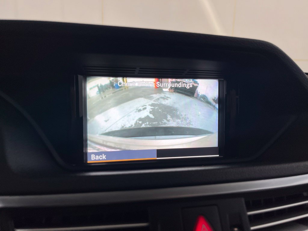 Used 2010 Mercedes-Benz E 350 Sedan image 65