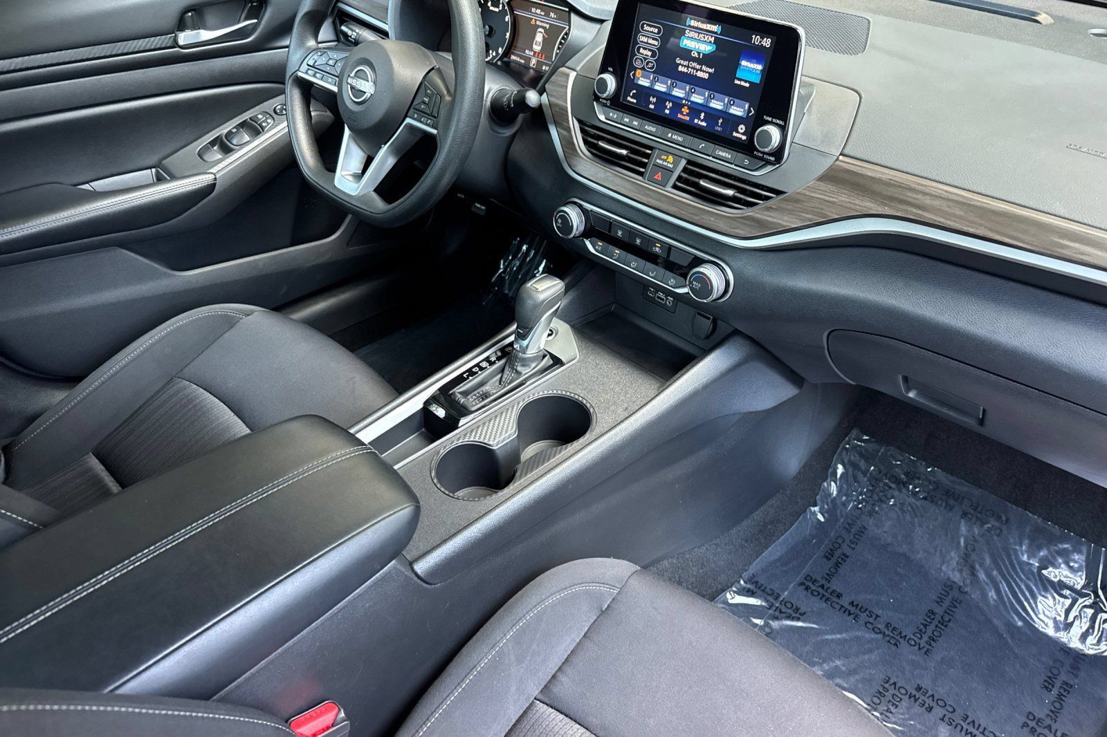 Used 2025 Nissan Altima 2.5 SV FWD image 16