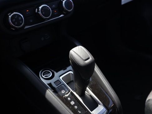 New 2025 Nissan Versa 1.6 SV w/ Trunk Package image 30