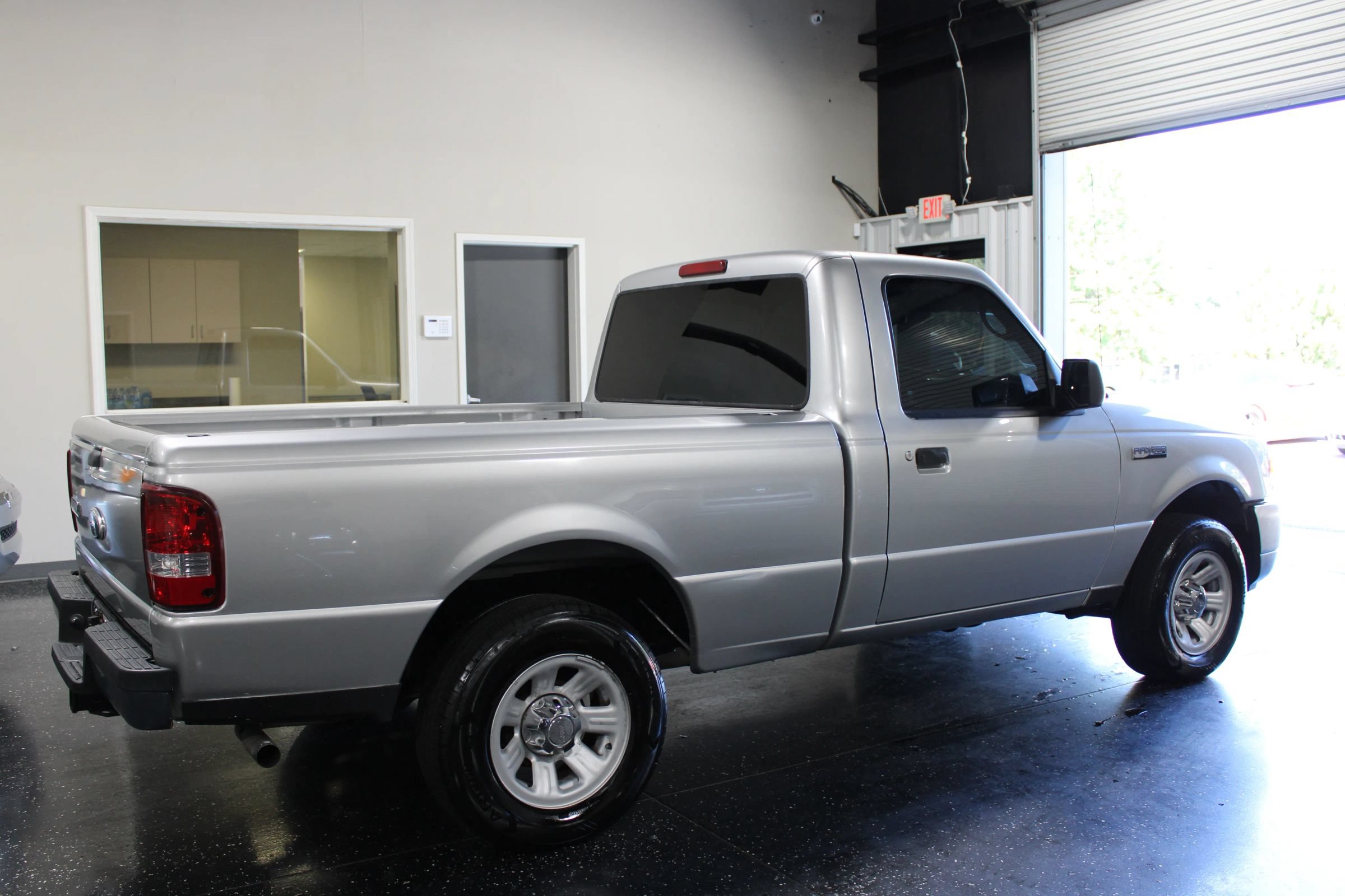 Used 2007 Ford Ranger XL RWD image 3