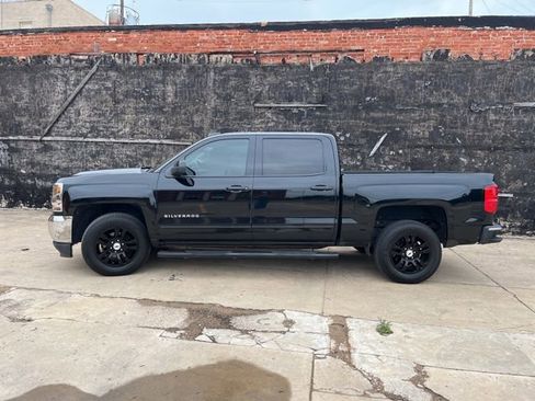 Used 2017 Chevrolet Silverado 1500 LT w/ All Star Edition RWD image 2