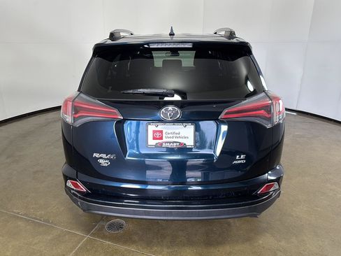 Used 2017 Toyota RAV4 LE w/ Carpet Mat Package AWD/4WD image 11