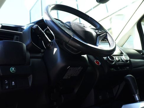 Used 2019 Honda Fit EX-L image 40