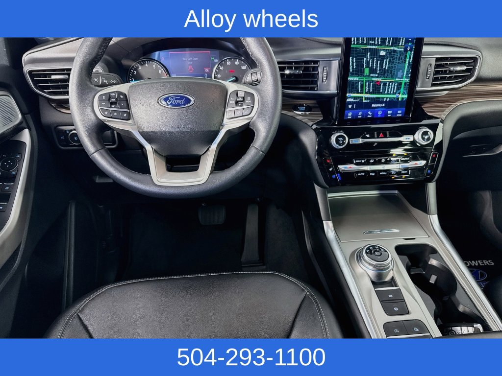 Used 2024 Ford Explorer Limited w/ Limited Technology Package RWD image 25