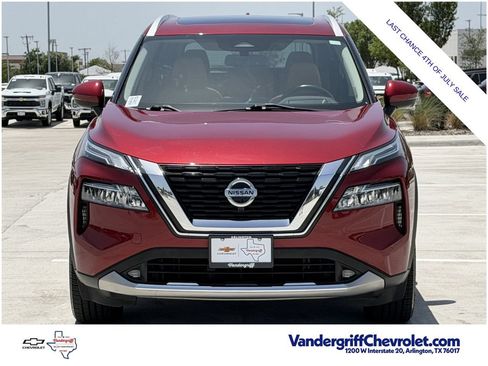 Used 2021 Nissan Rogue Platinum FWD image 7
