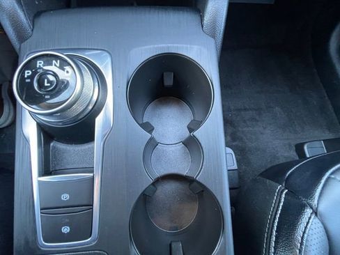 Used 2025 Ford Escape SE w/ PHEV Premium Package image 23