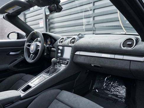 Used 2024 Porsche 718 Boxster Spyder RS w/ Weissach Package image 51