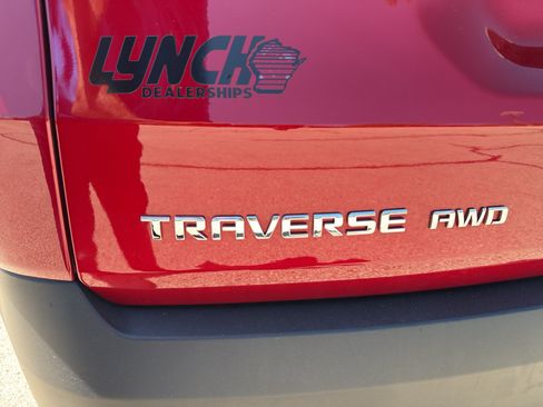 Used 2023 Chevrolet Traverse LT w/ LPO, Floor Liner Package AWD/4WD image 9
