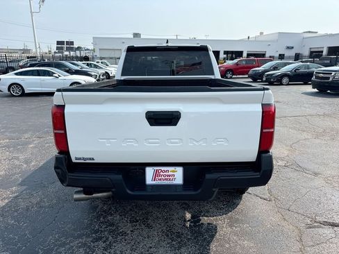Used 2025 Toyota Tacoma SR RWD image 37