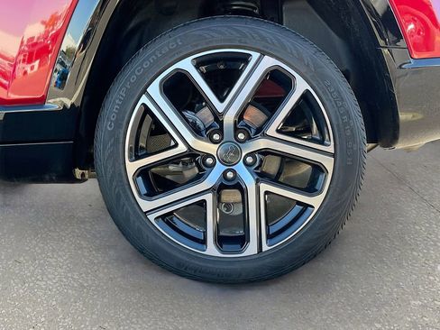 Certified 2025 Jeep Compass Limited w/ Elite Group image 29