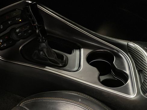 Used 2015 Dodge Challenger R/T Plus RWD image 29