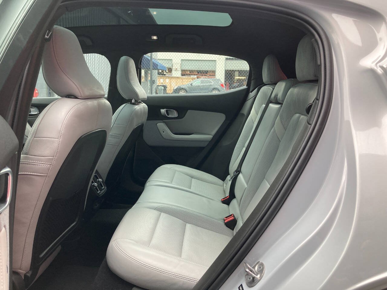 Used 2023 Polestar Polestar 2 w/ Pilot Pack AWD/4WD image 11
