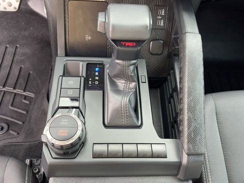 Certified 2024 Toyota Tacoma TRD Sport w/ TRD Sport Upgrade Package image 28