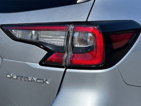 Certified 2025 Subaru Outback Premium w/ Popular Package #1A image 25