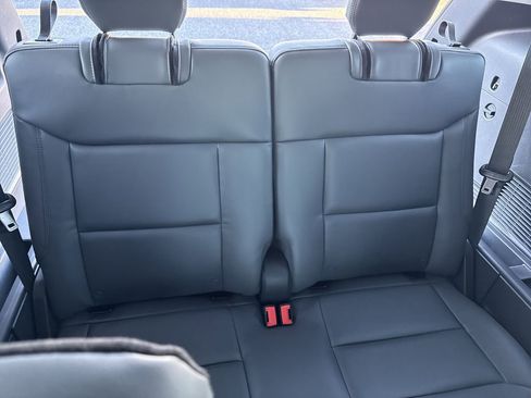 New 2026 Ford Explorer Active w/ Active Comfort Package image 16