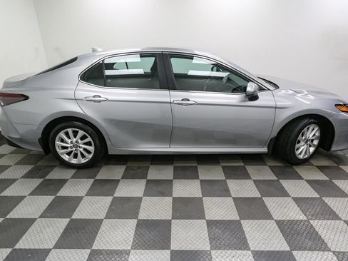 Used 2023 Toyota Camry LE FWD image 7