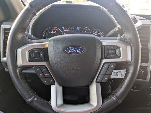 Used 2020 Ford F350 Lariat w/ Camper Package image 19