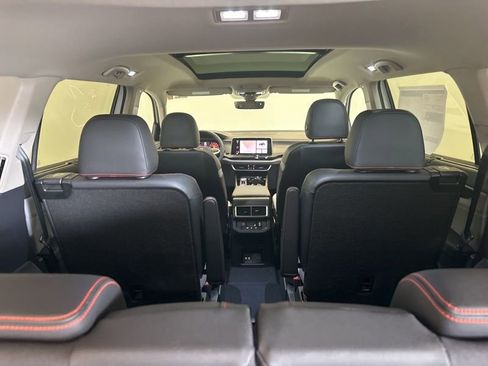 New 2026 Volkswagen Atlas Peak Edition AWD/4WD image 25