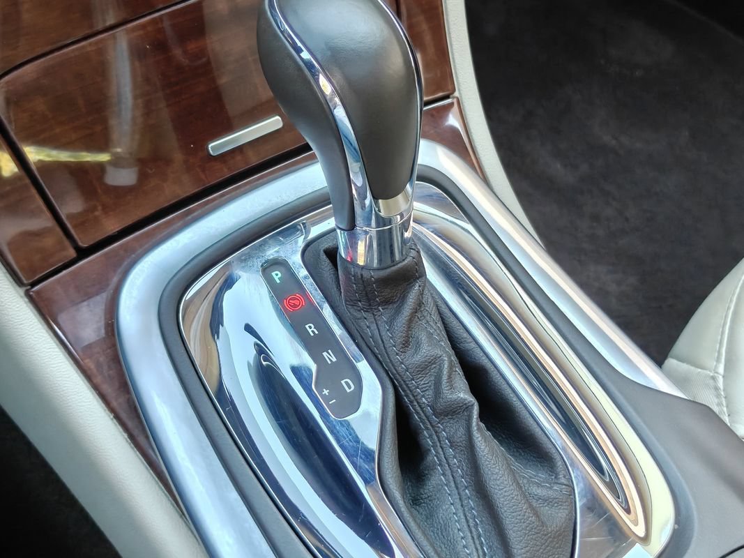 Used 2016 Buick Regal FWD image 28