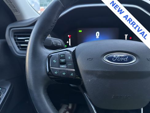 Used 2023 Ford Escape SE image 21