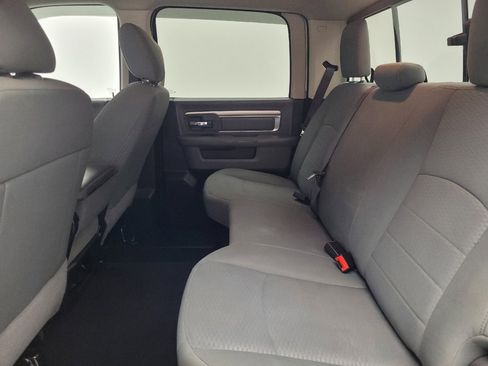 Used 2019 RAM 1500 Classic SLT RWD image 18