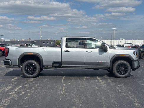 New 2026 GMC Sierra 3500 AT4 w/ AT4 Premium Plus Package AWD/4WD image 11