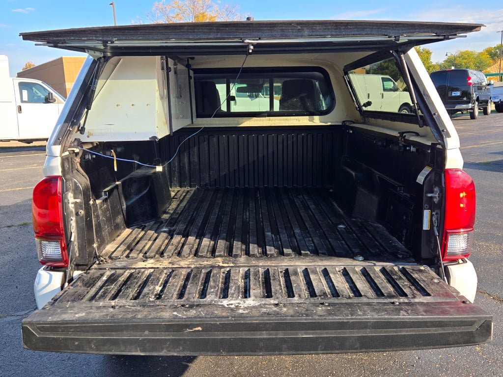 Used 2021 Toyota Tacoma SR RWD image 15