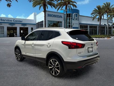 Used 2018 Nissan Rogue Sport SL FWD image 6