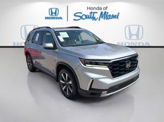 Certified 2024 Honda Pilot Touring video 1