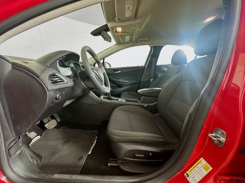 Used 2017 Chevrolet Cruze LT w/ Convenience Package FWD image 13