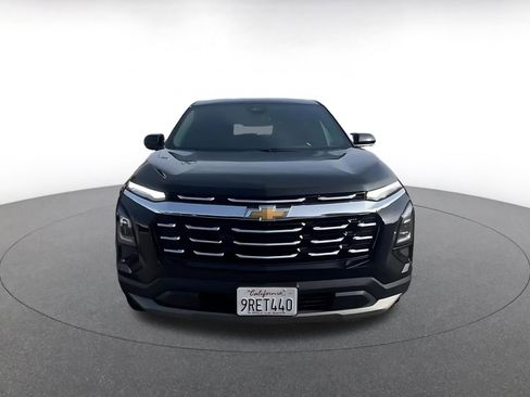 Used 2025 Chevrolet Equinox LT image 4