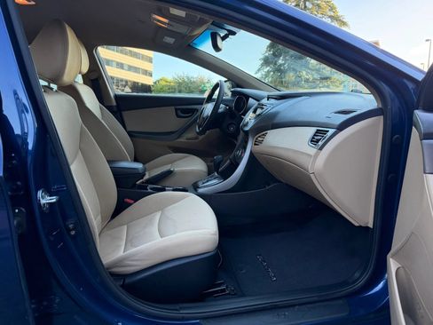 Used 2013 Hyundai Elantra GLS w/ Preferred Pkg FWD image 26