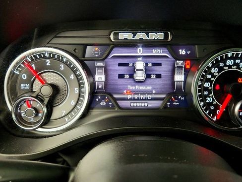 Used 2023 RAM 1500 Big Horn image 14