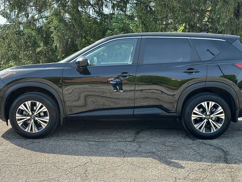 Certified 2023 Nissan Rogue SV image 26