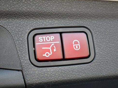 Used 2022 Mercedes-Benz GLE 350 4MATIC image 18