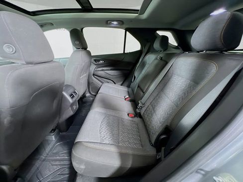 Used 2024 Chevrolet Equinox LT FWD image 23