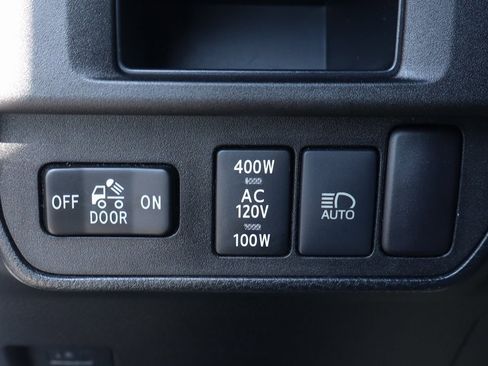 Used 2019 Toyota Tacoma TRD Sport image 20