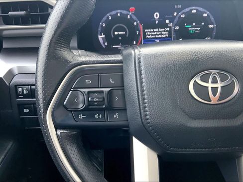 Used 2025 Toyota 4Runner TRD Off-Road image 23