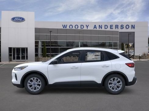 New 2026 Ford Escape Active w/ Tech Pack #1 FWD image 3
