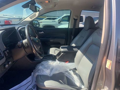 Used 2019 Chevrolet Colorado Z71 AWD/4WD image 10