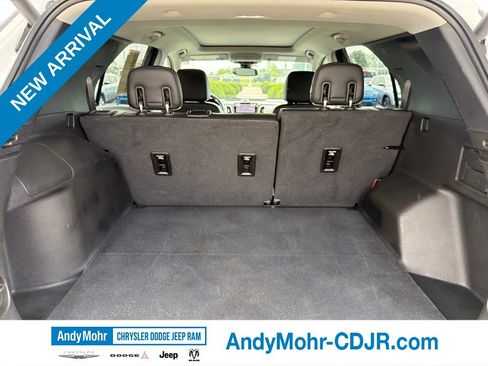 Used 2019 Chevrolet Equinox Premier AWD/4WD image 32