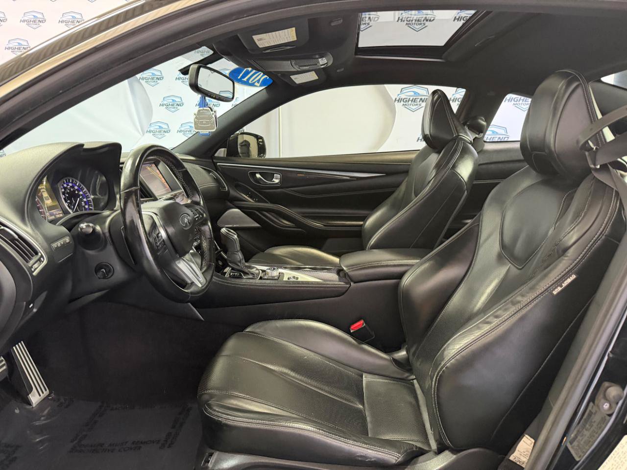 Used 2017 INFINITI Q60 Red Sport 400 AWD/4WD image 16