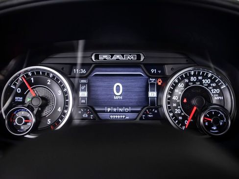 Used 2020 RAM 1500 Laramie AWD/4WD image 25