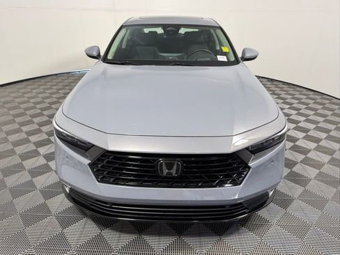 Used 2024 Honda Accord Touring image 9